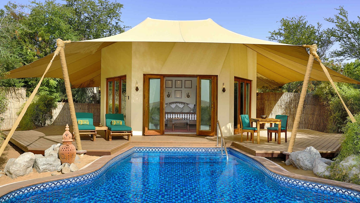 Al-Maha-tent-with-pool