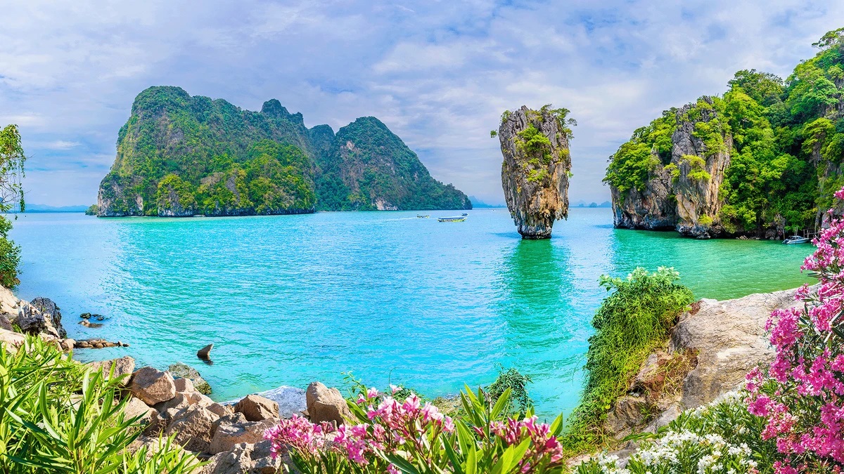 Aleenta-Phuket-Resort-Phang-Nga-Bay