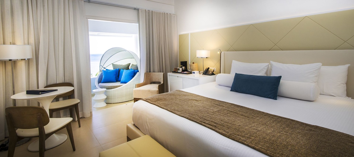 Azul-Beach-Jamaica-Luxury-Suite