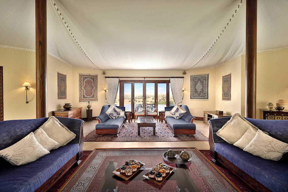 al-maha-desert-resort-luxury-tented-suite