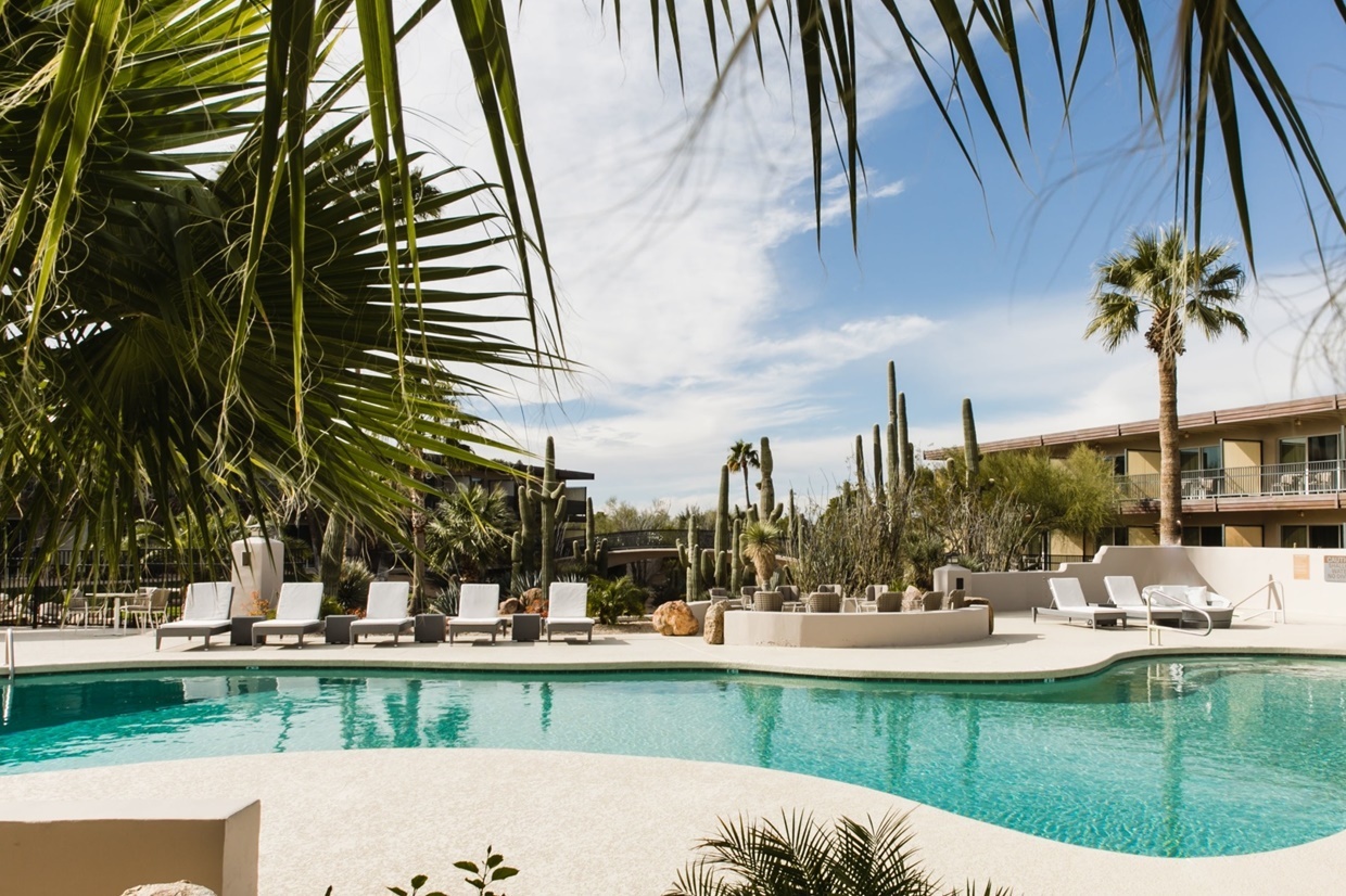 Civina-Wellness-Resort-Pool