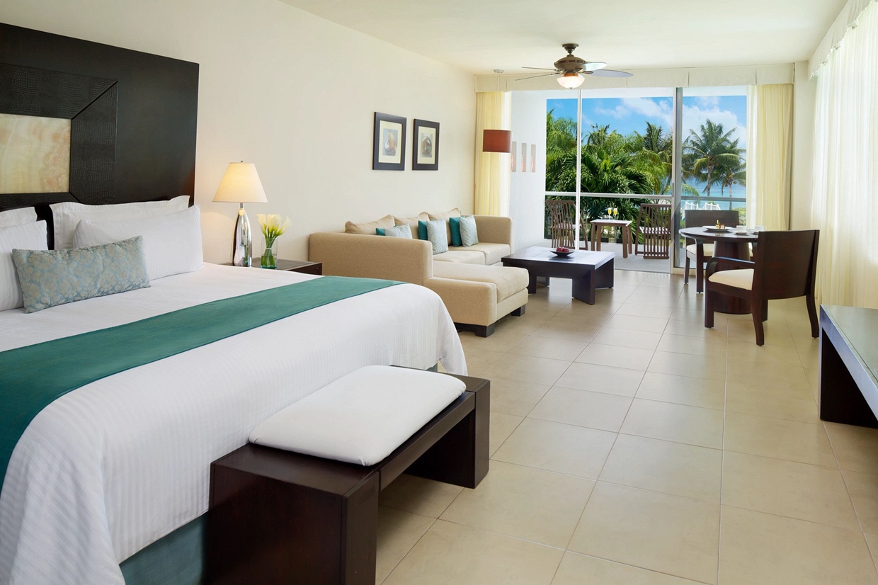 Secrets-Aura-Cozumel-Resort-Junior-Suite-King