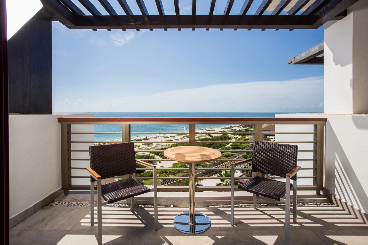 Secrets-Playa-Mujeres-Cancun-Seaview