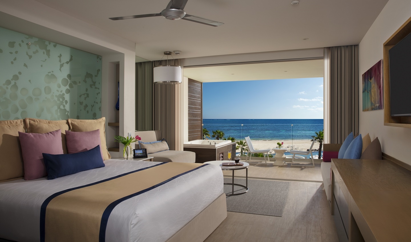 Secrets-Riviera-Cancun-Junior-Suites