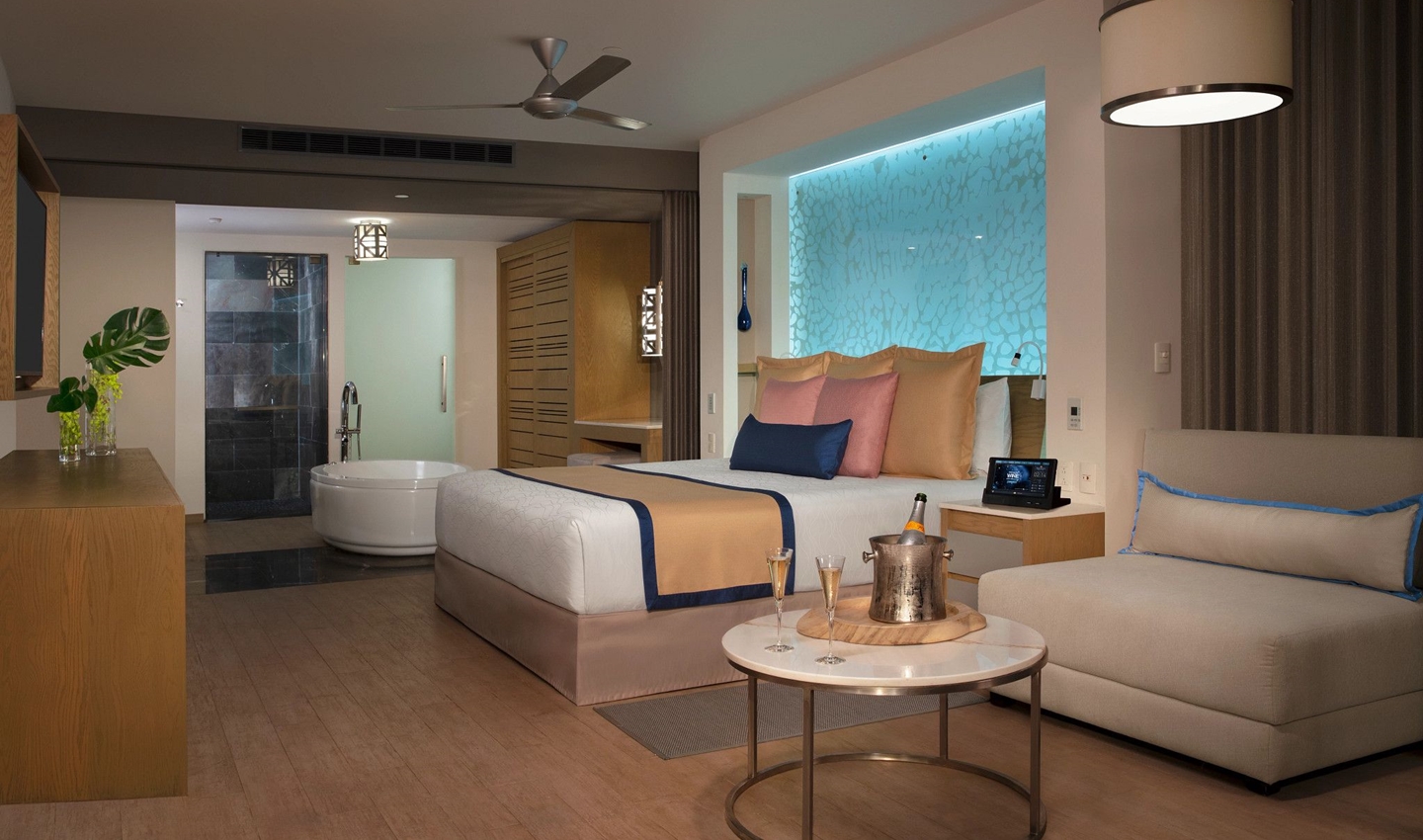Secrets-Riviera-Cancun-Resort-Master-Suite