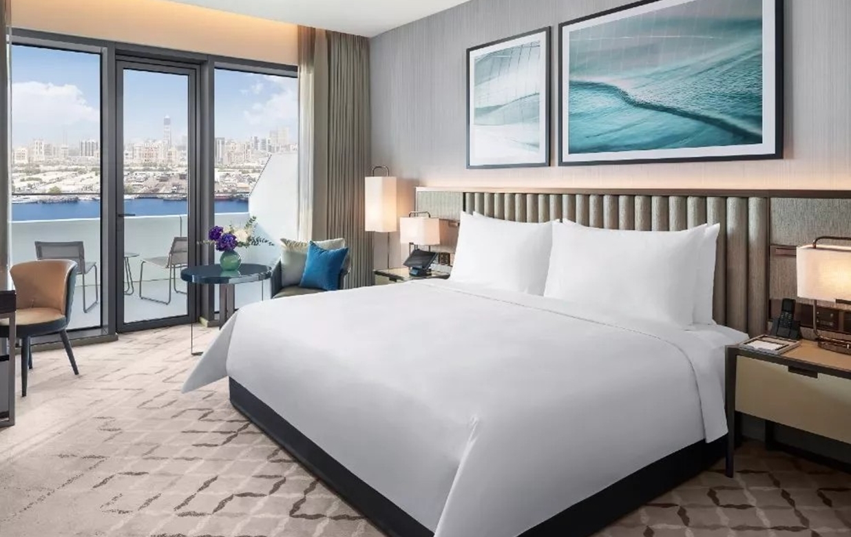 Address-Grand-Creek-Harbour-Room