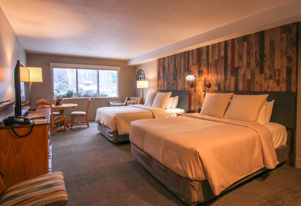 Crystal-Mountain-Resort-Double-Room