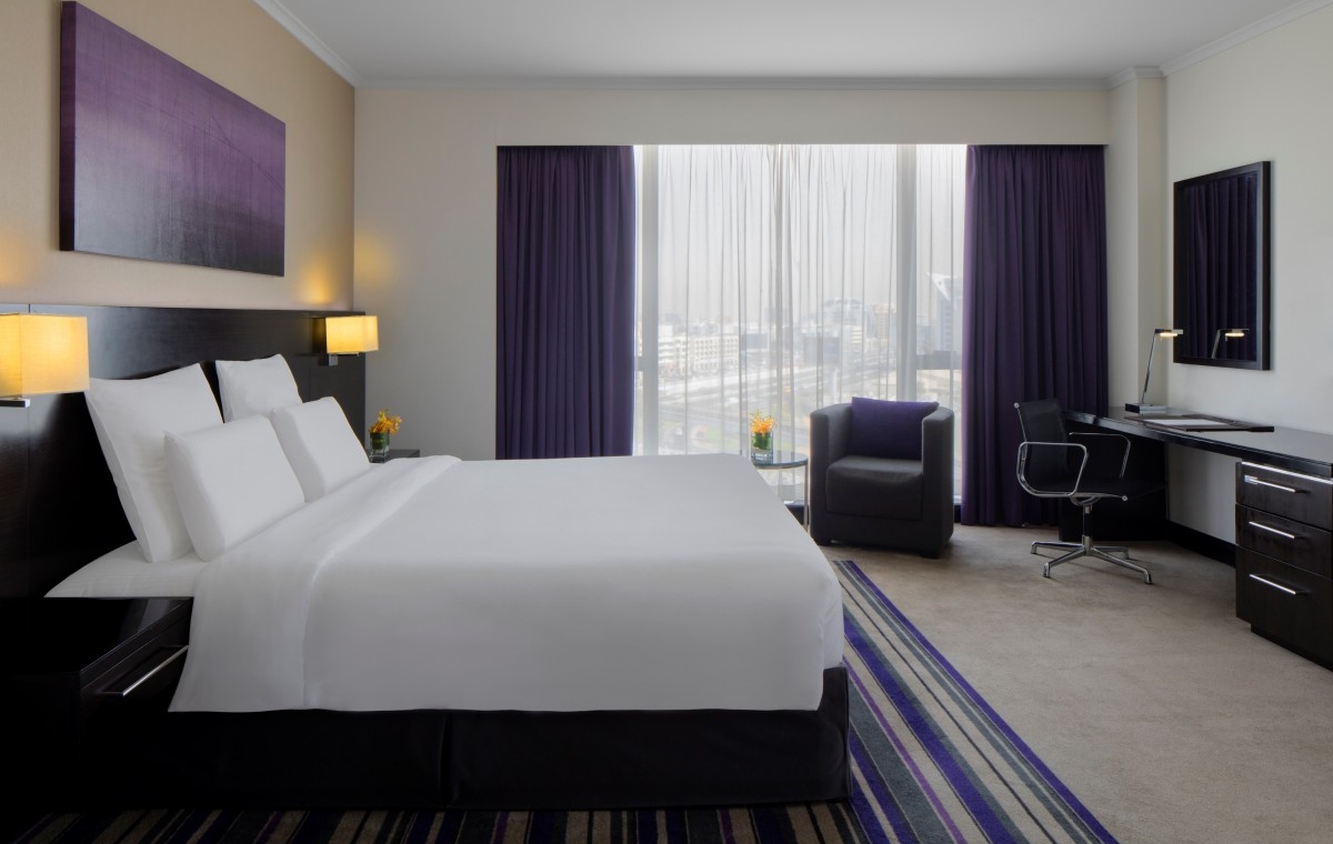 Pullman-Dubai-Creek-City-Center-Room